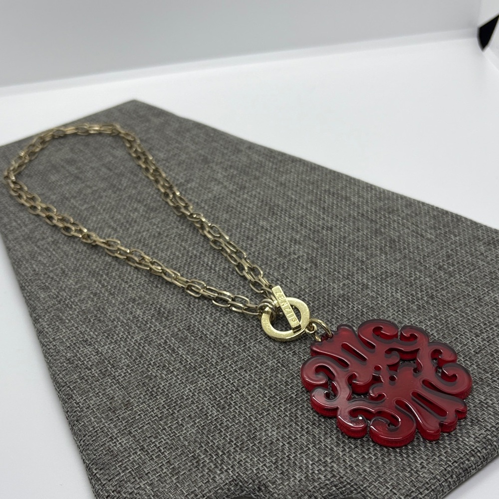 Zenzii Resin Pendant Toggle Necklace